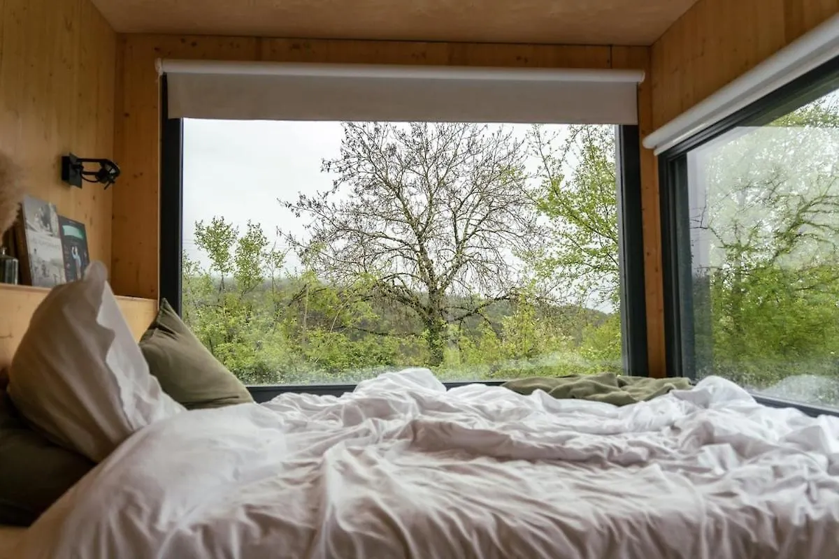 Parcel Tiny House Cuverie Au Coeur Des Vignes Saint-Martin-du-Mont 0*,  France