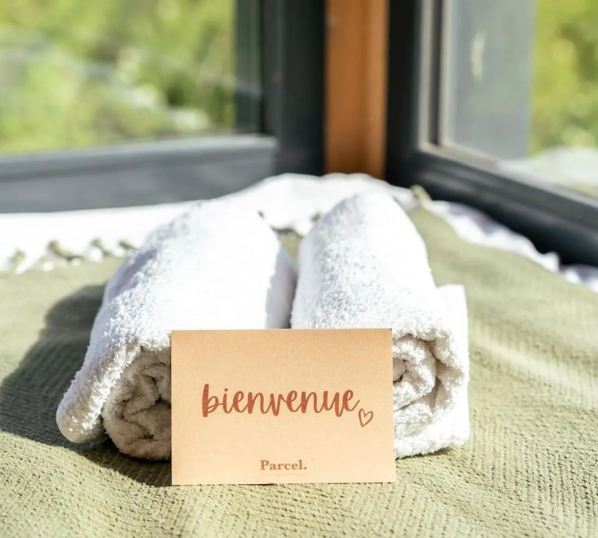 Parcel Tiny House Cuverie Au Coeur Des Vignes Saint-Martin-du-Mont 0*,  France
